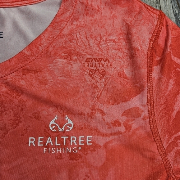 Realtree Fishing Long sleeve tech shirt red camo womens - Picture 2 of 6